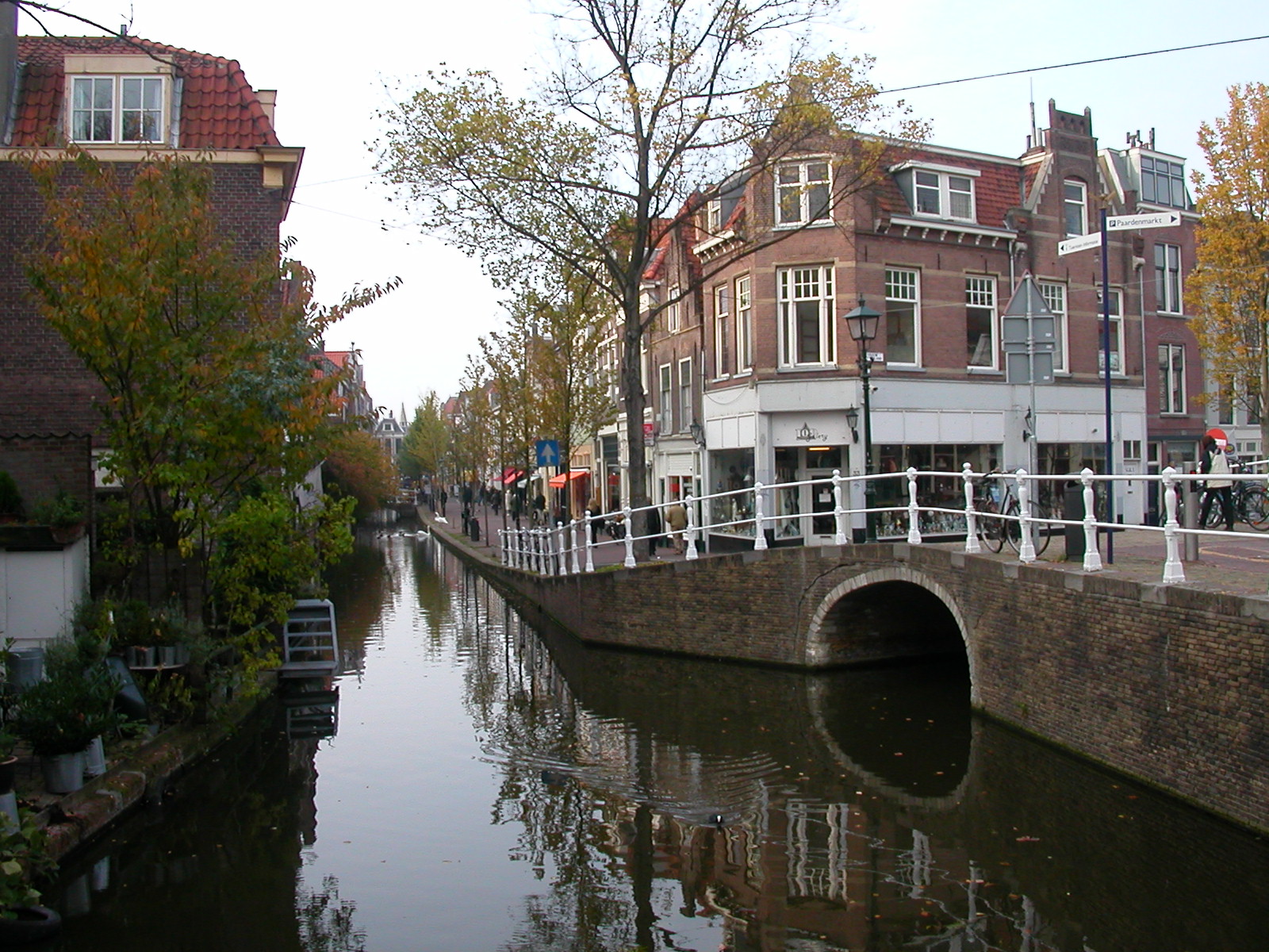 Delft (612K)
